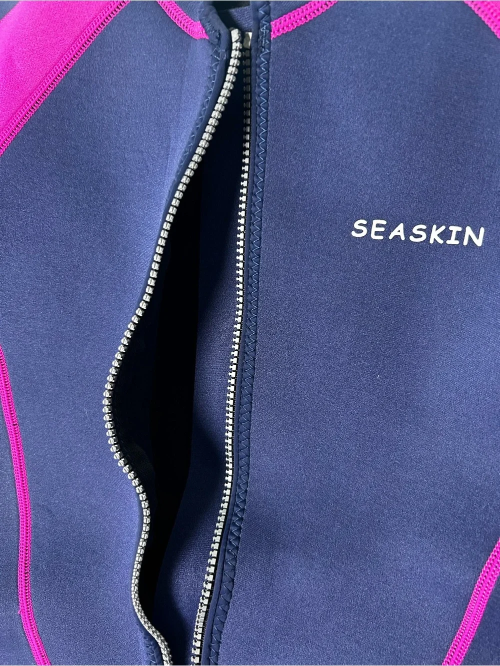 Seaskin Kids Short Sleeve Wetsuit - Navy & Pink girl’s size 10